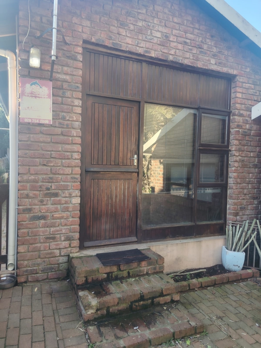 To Let 1 Bedroom Property for Rent in Stilbaai Wes Western Cape